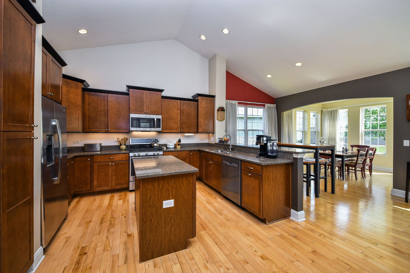 2612 Drexel Drive Property Photo 15