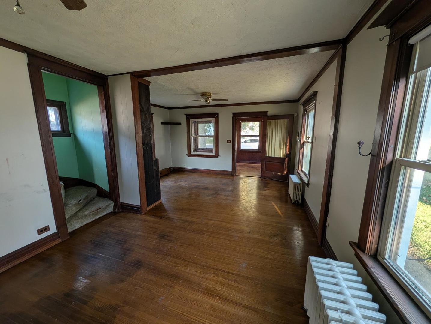 135 N Birch Street Property Photo 8