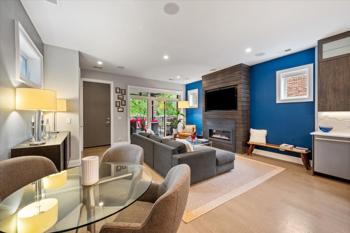 729 W Diversey Parkway 2 Property Photo 7