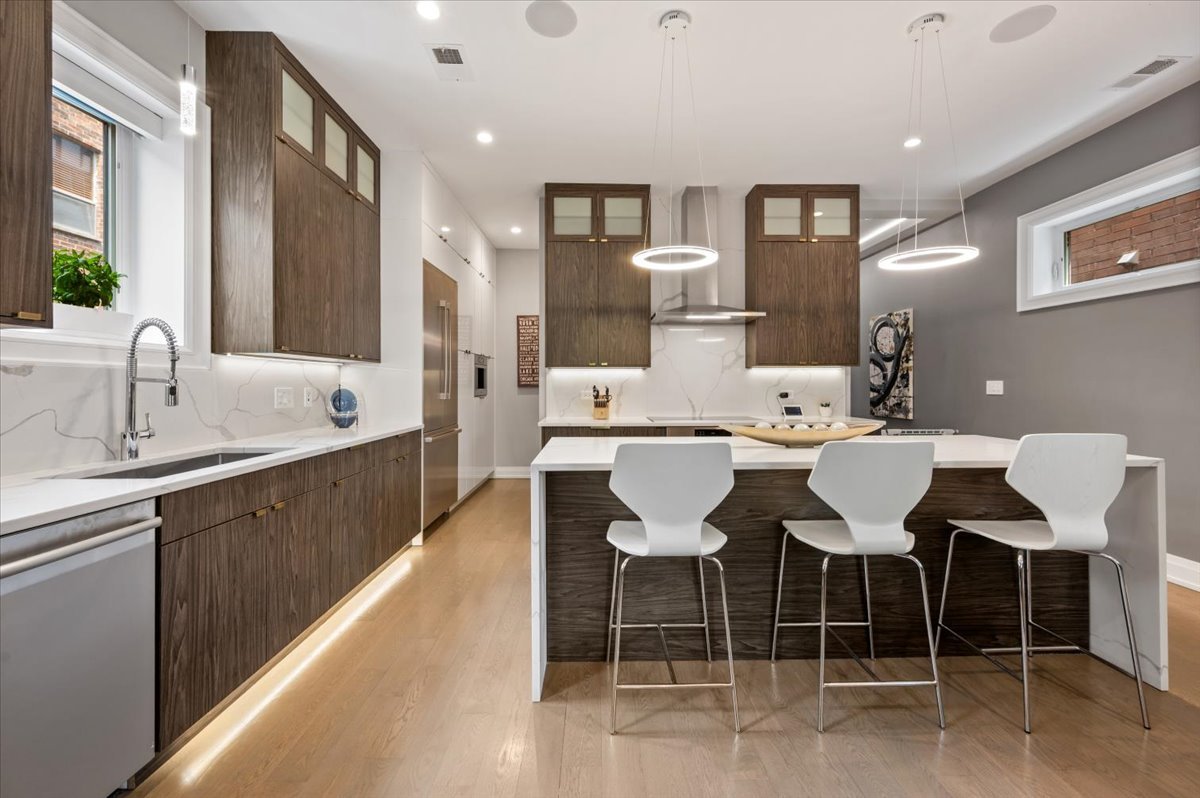 729 W Diversey Parkway 2 Property Photo 12