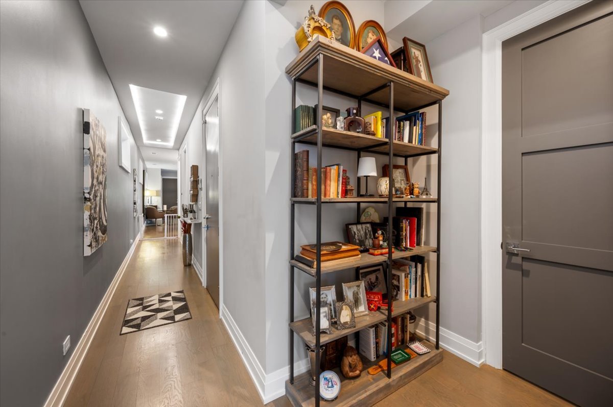 729 W Diversey Parkway 2 Property Photo 18
