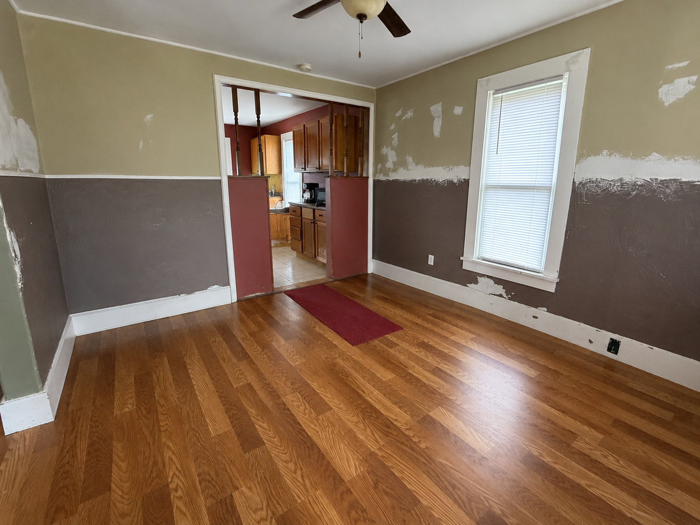 714 E 8th Street Property Photo 3
