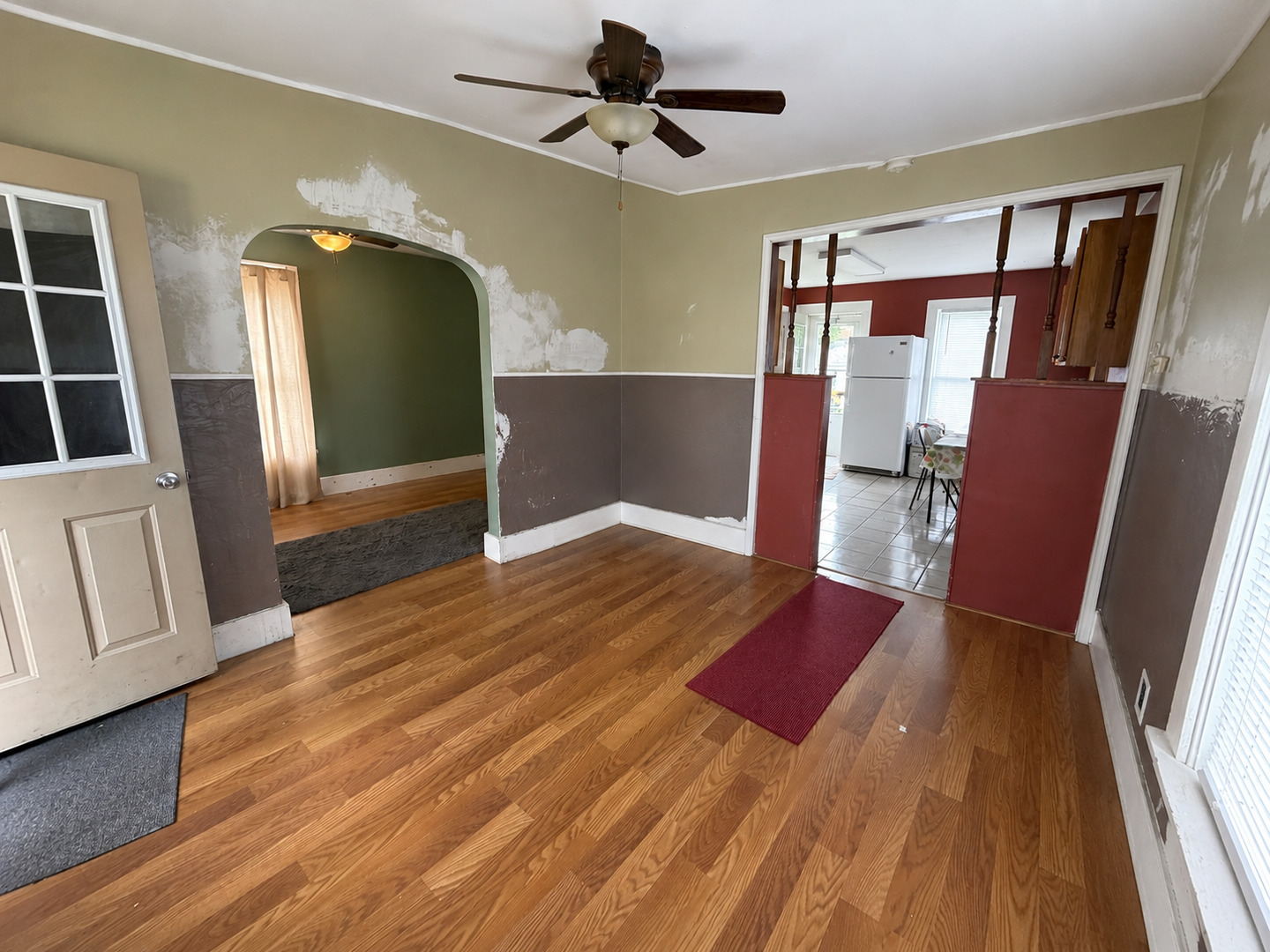 714 E 8th Street Property Photo 4