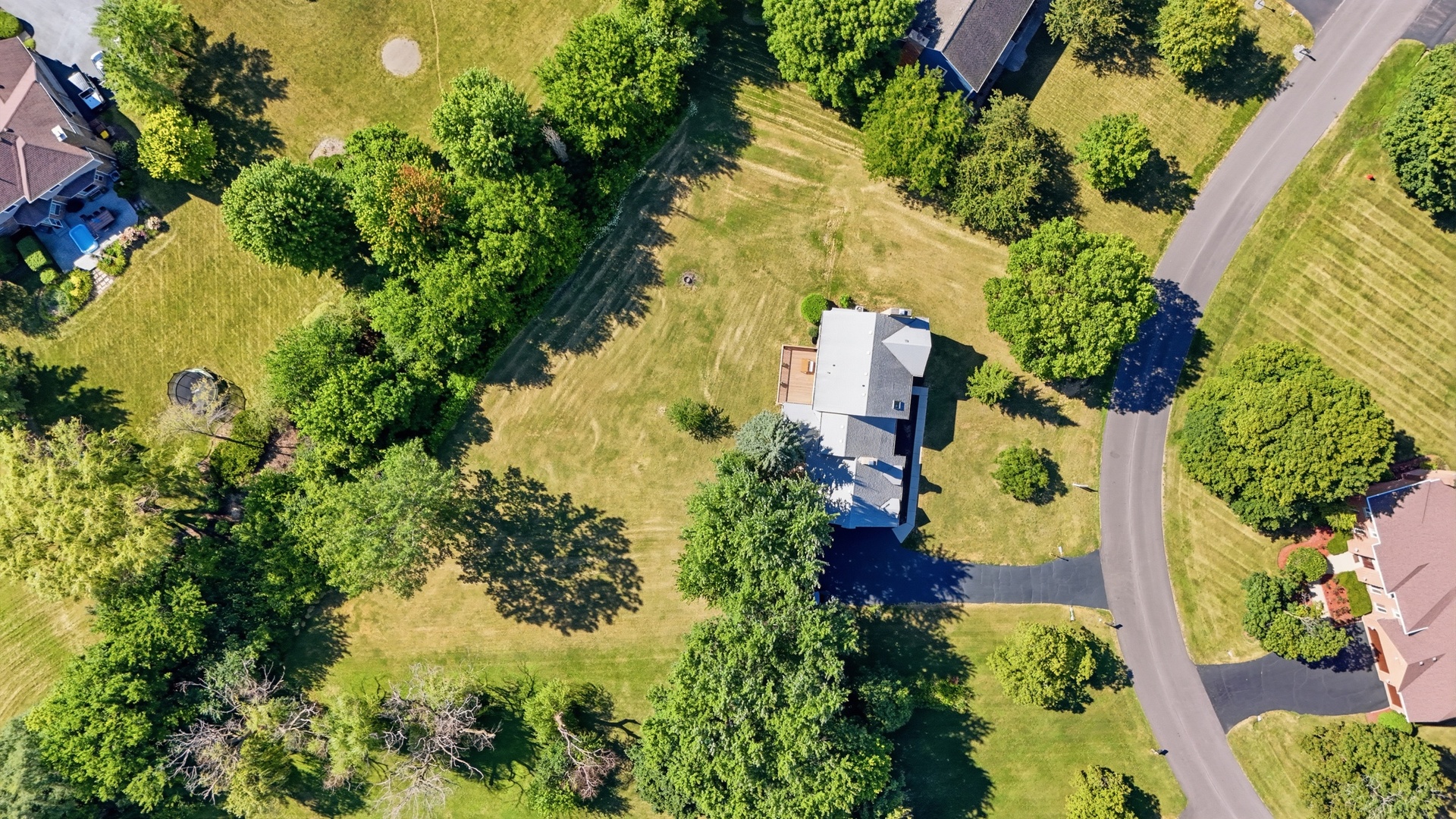 7711 Dairy Lane Property Photo 6