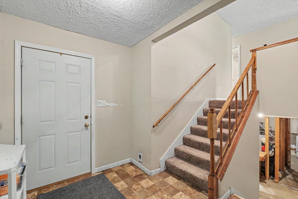 1300 N Motorola Drive Property Photo 7