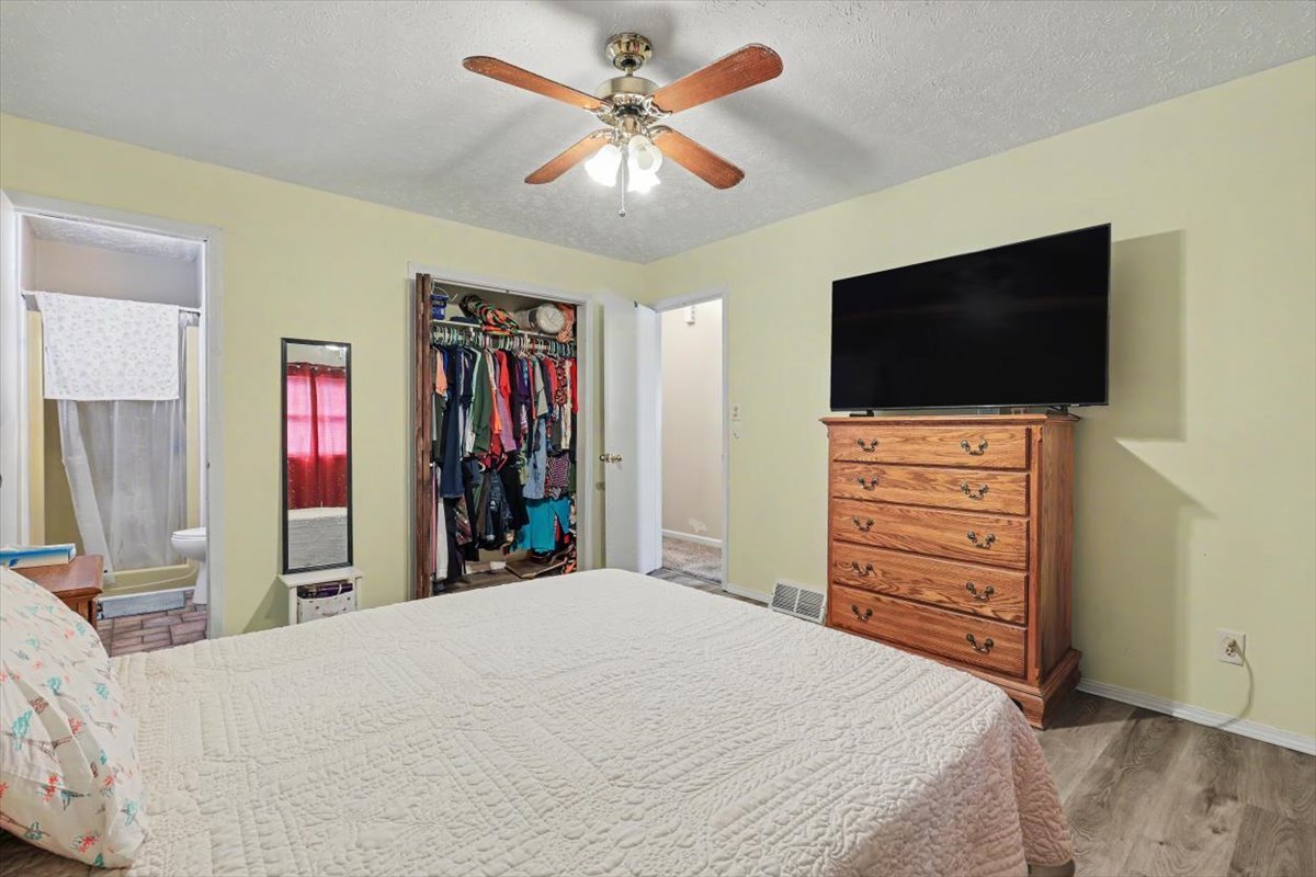 1300 N Motorola Drive Property Photo 23