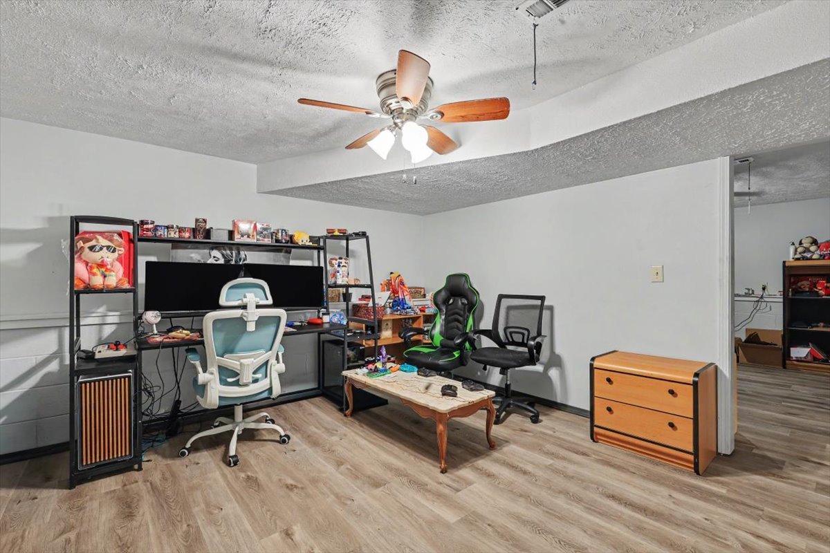 1300 N Motorola Drive Property Photo 28