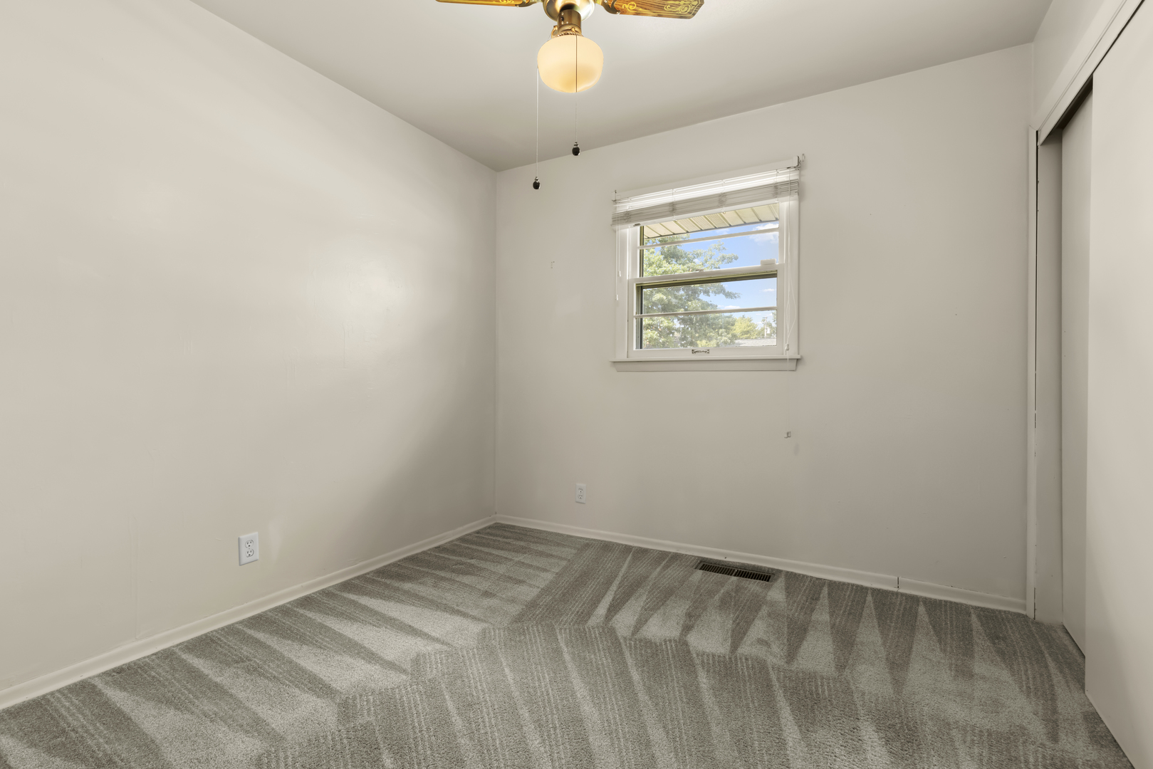 2013 Evans Avenue Property Photo 10