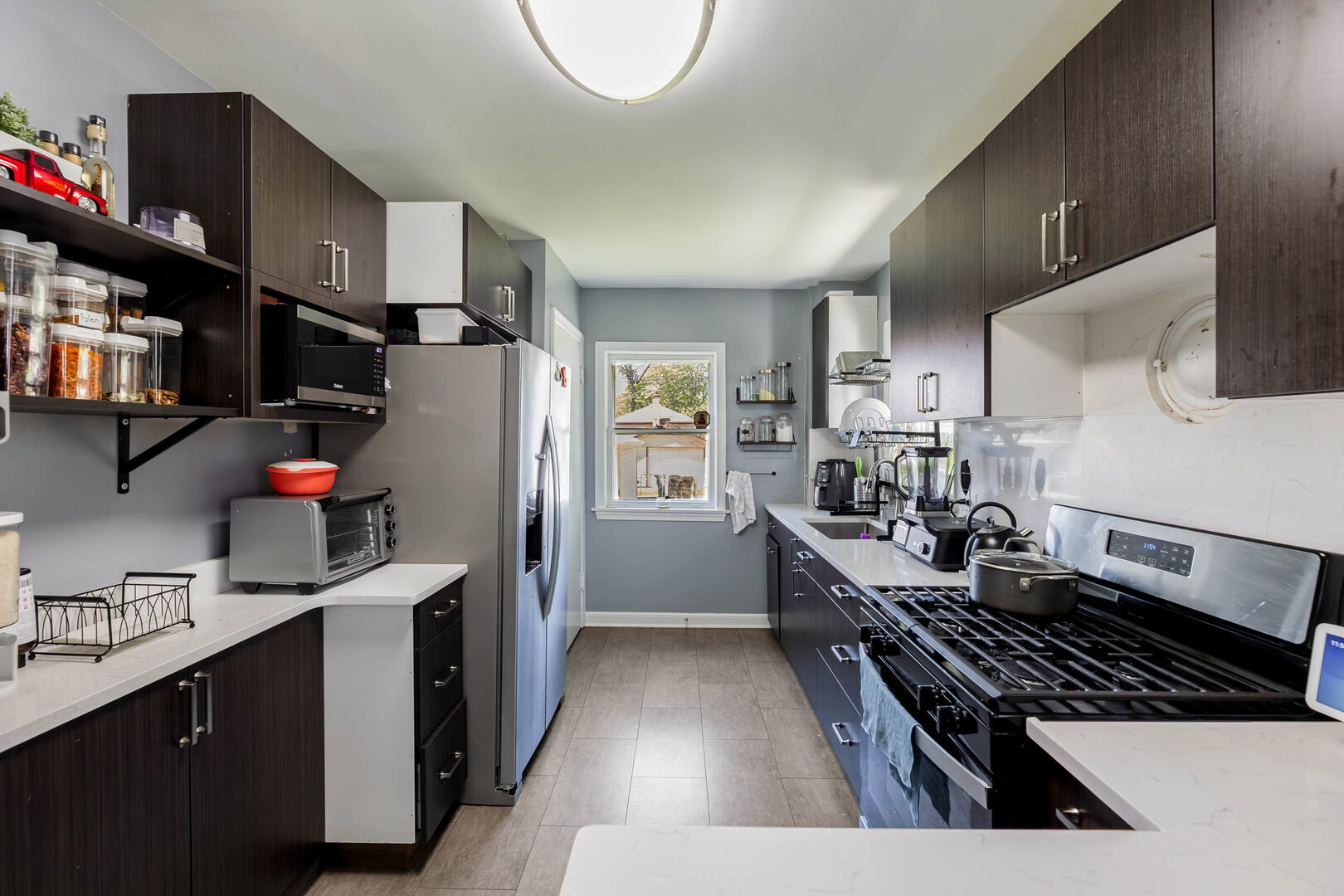 14202 S Dearborn Street Property Photo 4
