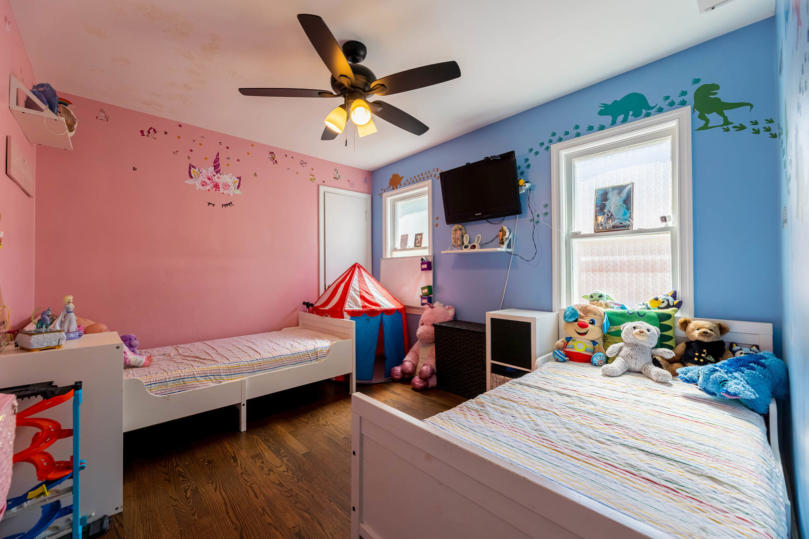 14202 S Dearborn Street Property Photo 5