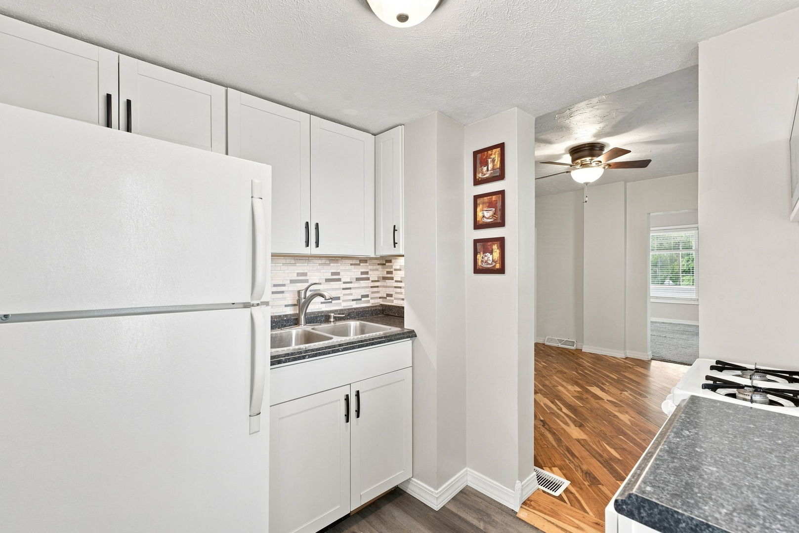 2335 33rd Street Property Photo 12