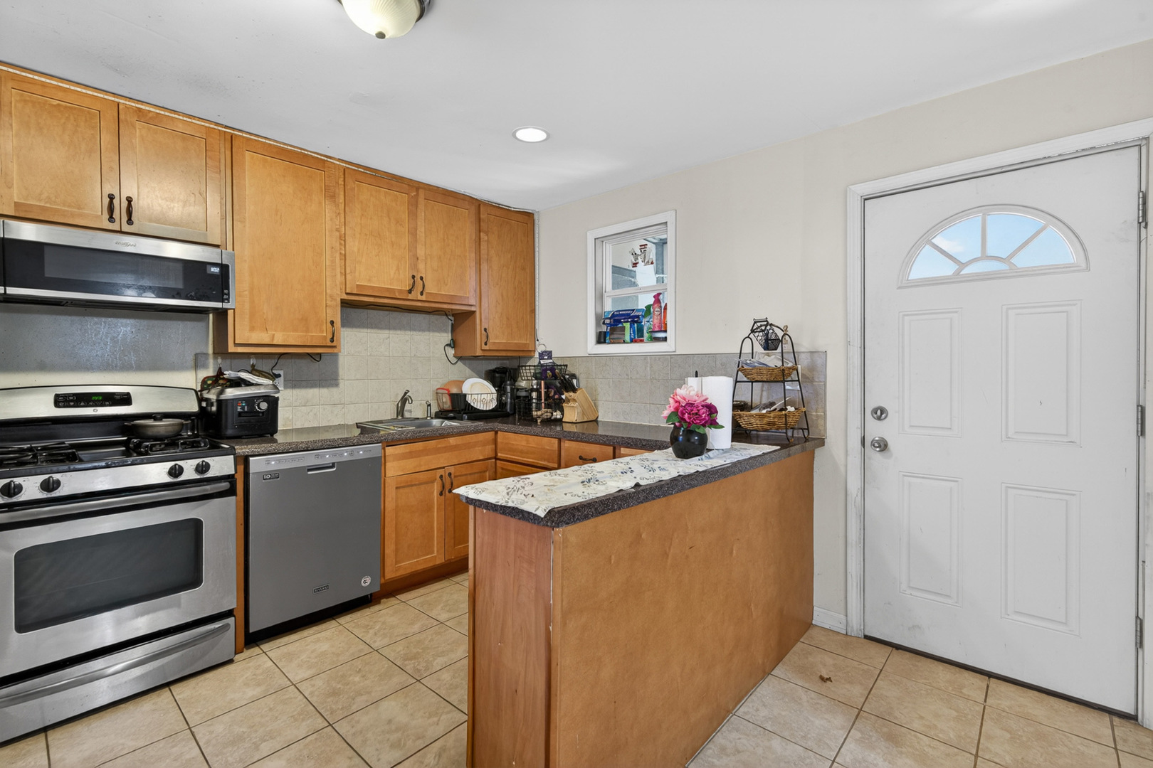 3512 W Belden Avenue Property Photo 4