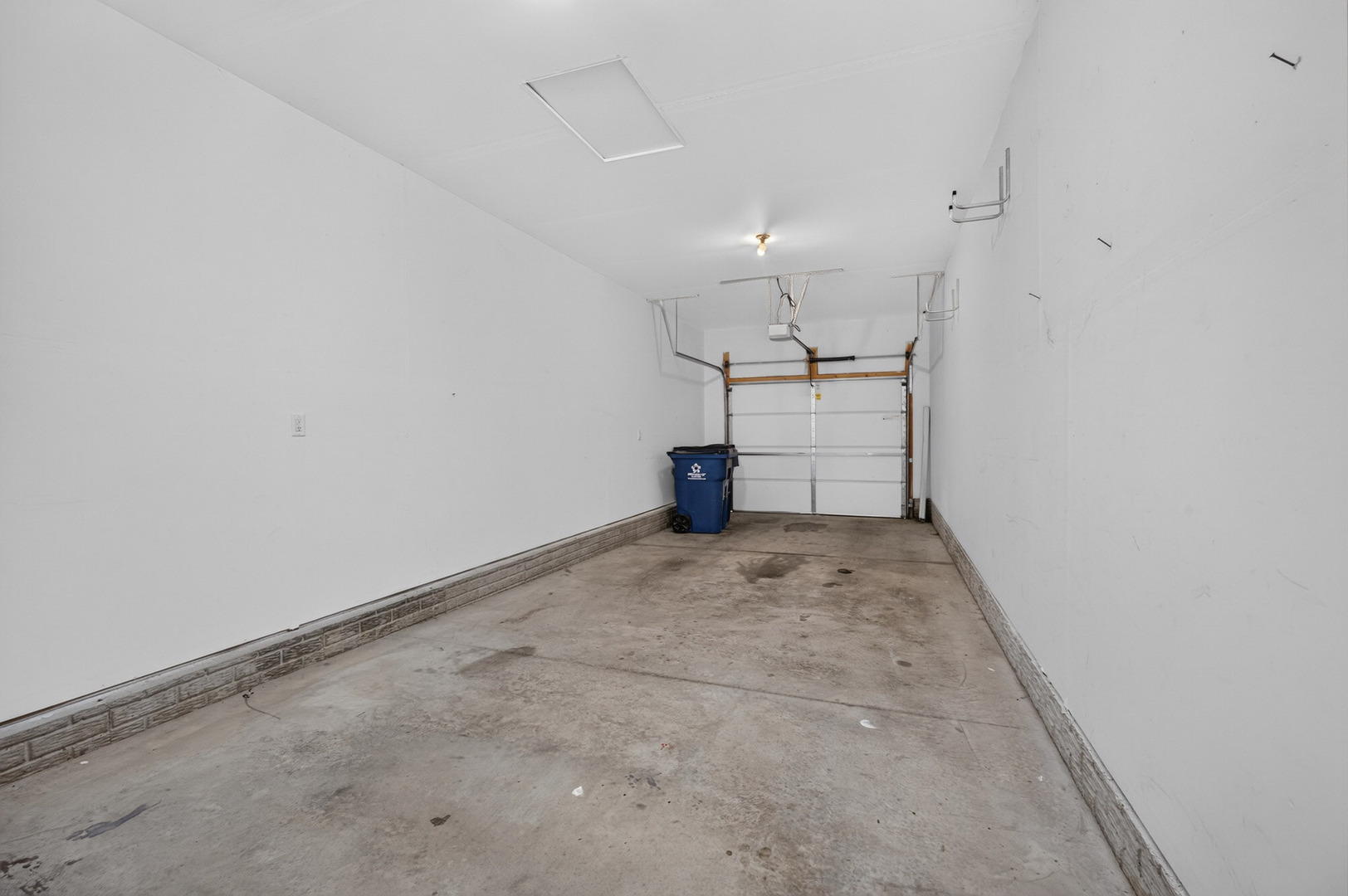 600 Prairie Meadow Drive Property Photo 27