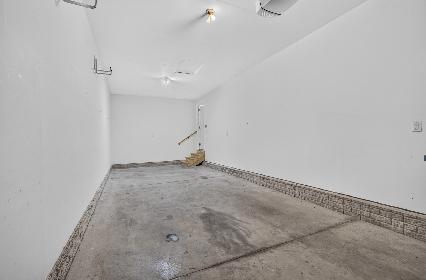 600 Prairie Meadow Drive Property Photo 28