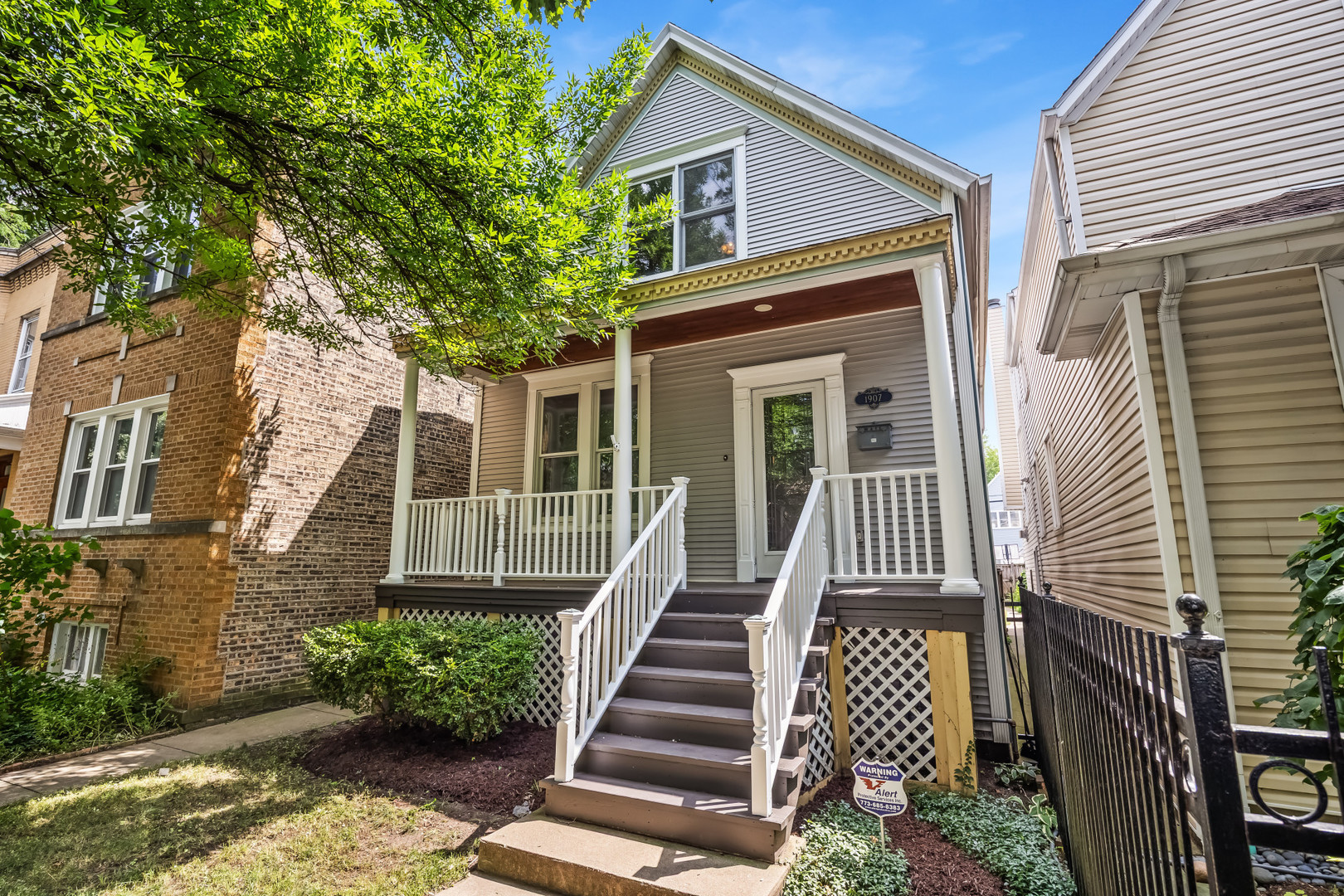 1907 W Warner Avenue Property Photo 1