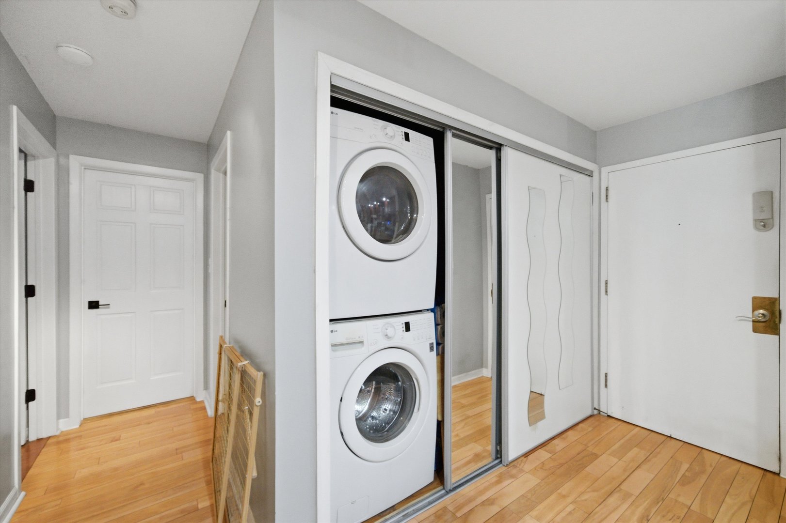 12737316 Property Photo 15