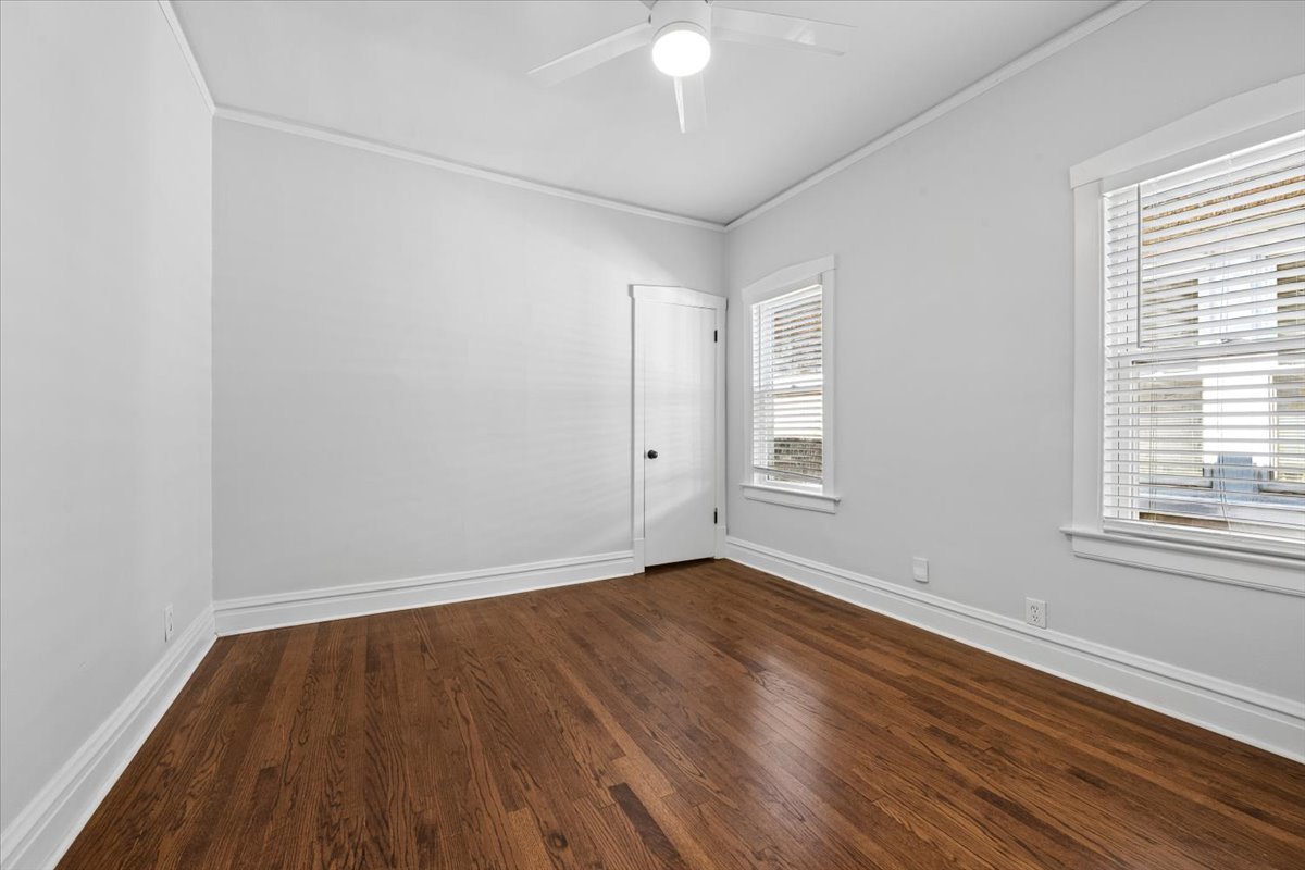 5107 N Lowell Avenue Property Photo 10