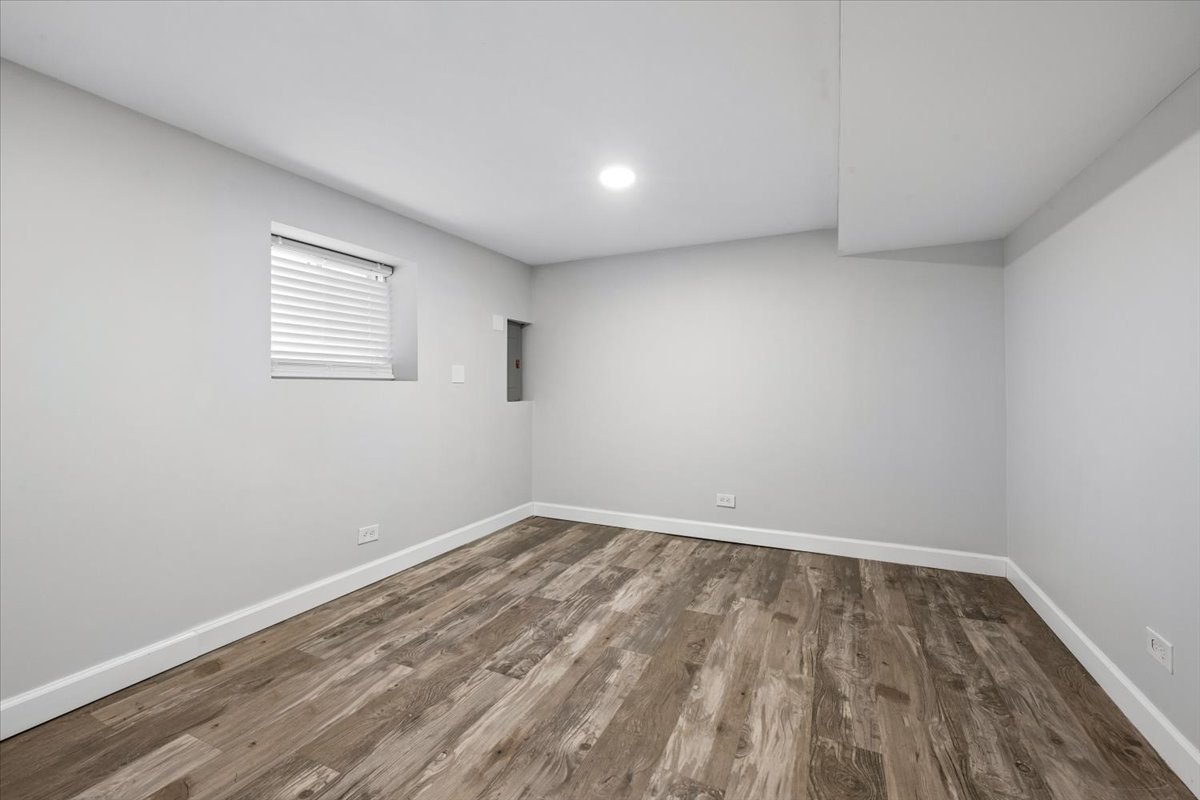 5107 N Lowell Avenue Property Photo 20