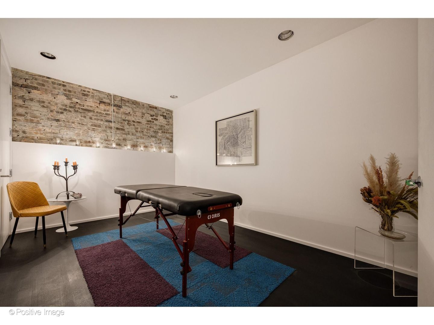 1019 N Wolcott Avenue Property Photo 36
