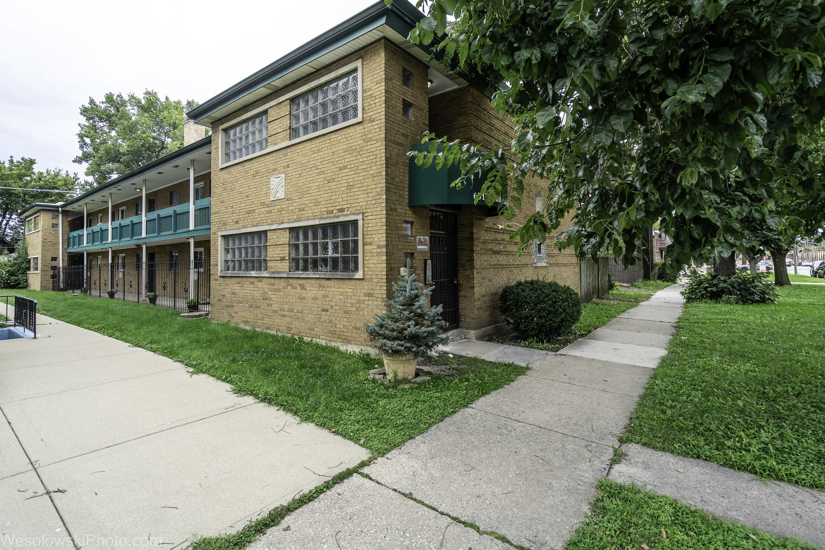 651 SOUTH Boulevard 3 Property Photo 1