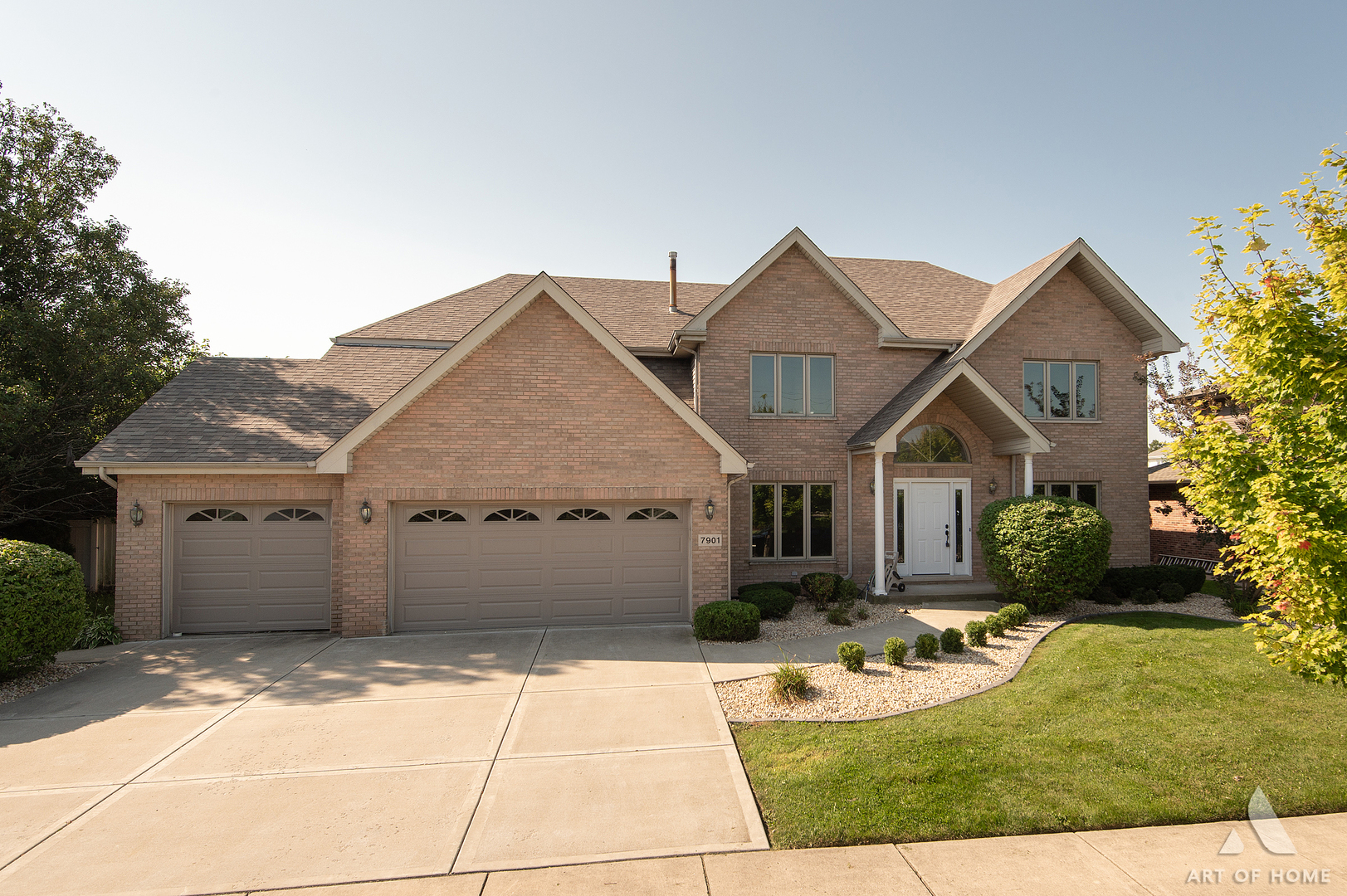 7901 Braeloch Court Property Photo 2