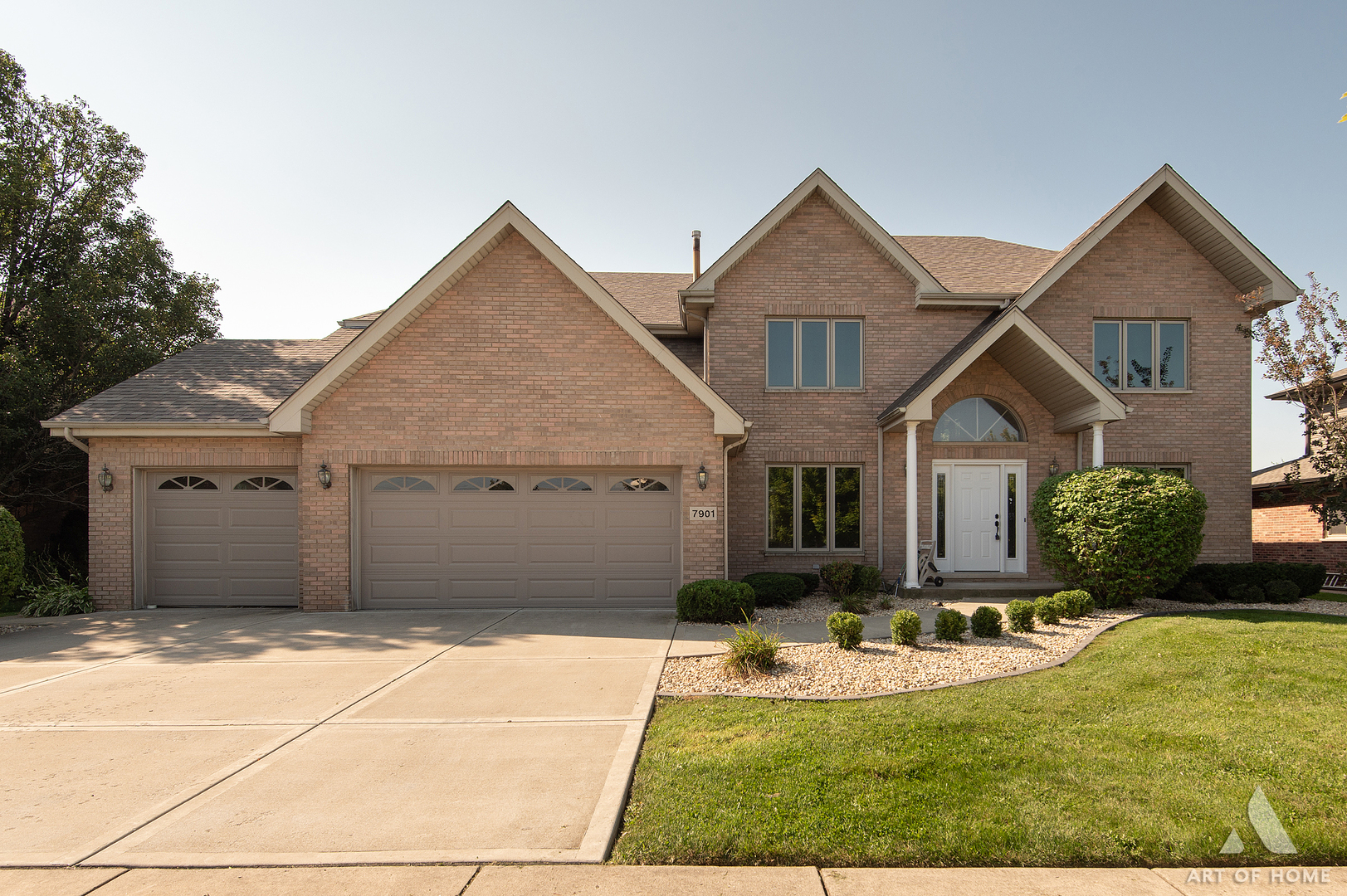 7901 Braeloch Court Property Photo 3