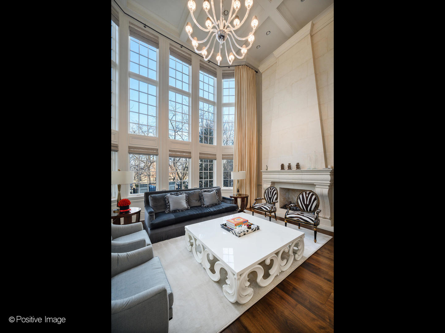 3026 N Lake Shore Drive Property Photo 5