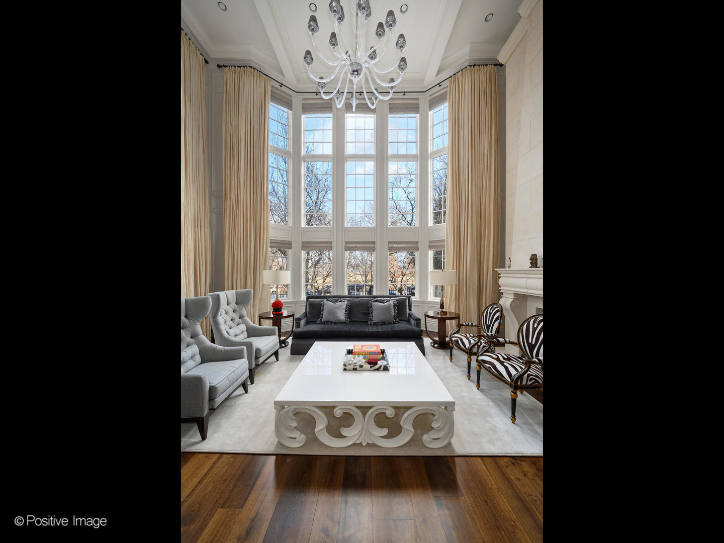 3026 N Lake Shore Drive Property Photo 7