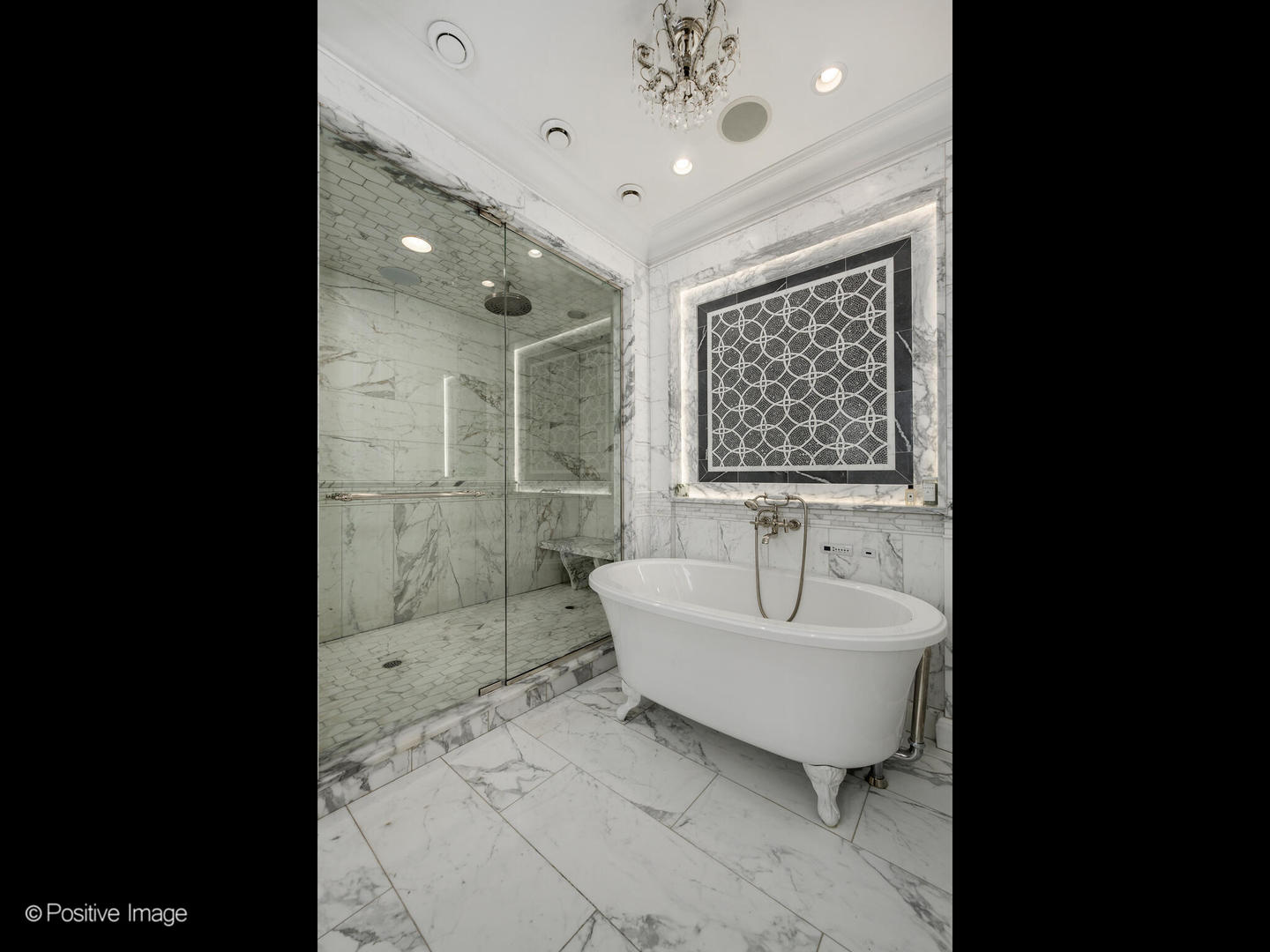 3026 N Lake Shore Drive Property Photo 23