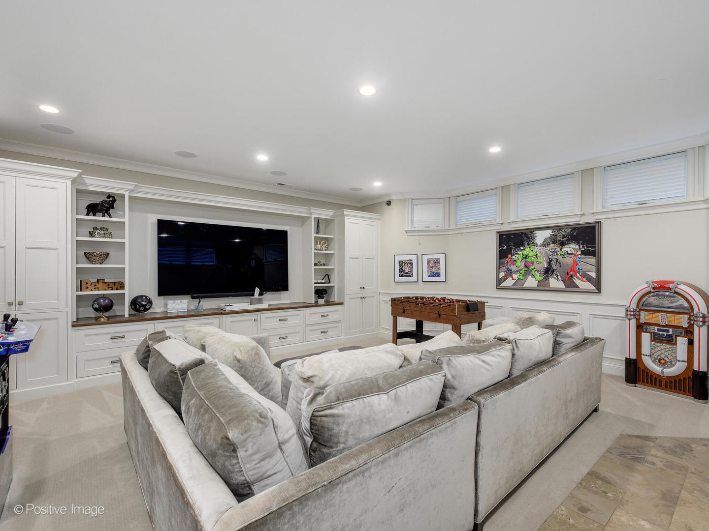 3026 N Lake Shore Drive Property Photo 41