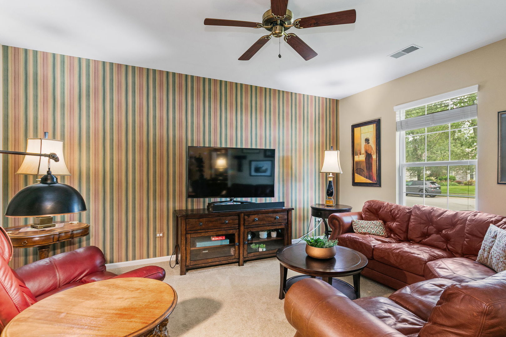 13093 Farm Hill Drive Property Photo 8