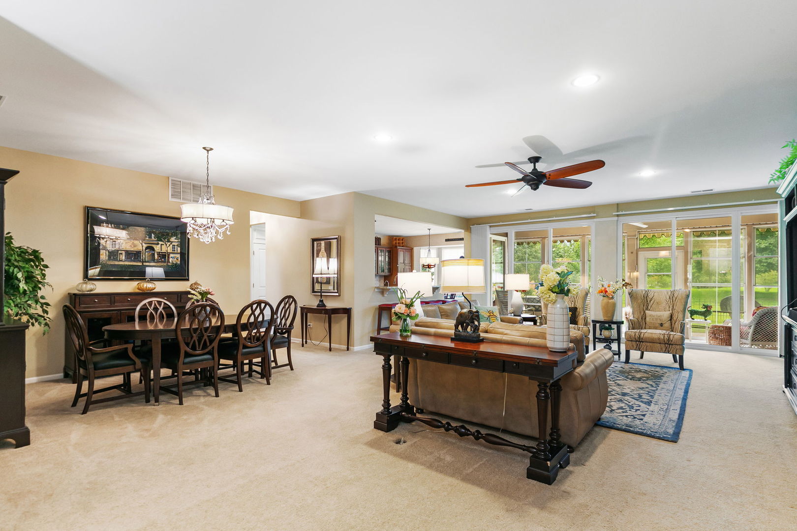 13093 Farm Hill Drive Property Photo 9