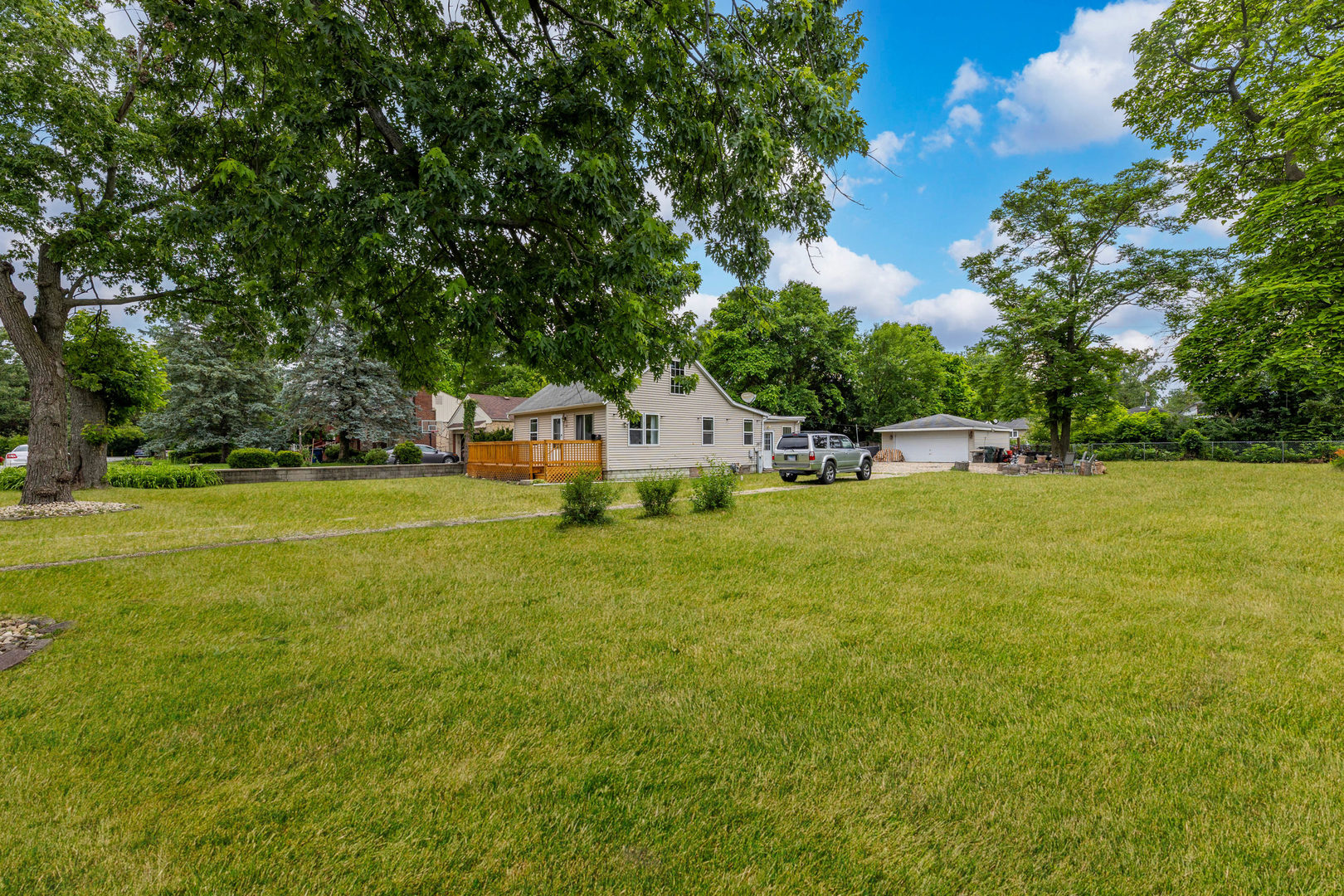 115 N State Street Property Photo 2