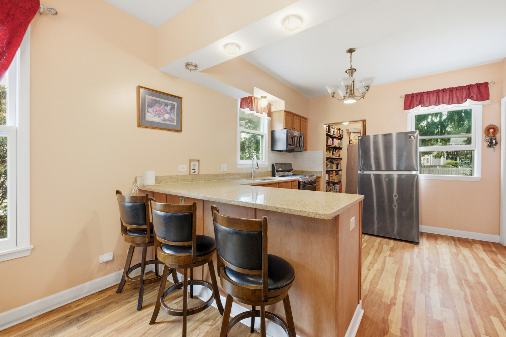 459 N Spring Street Property Photo 8