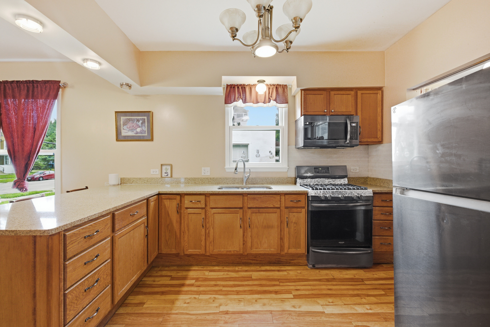 459 N Spring Street Property Photo 10