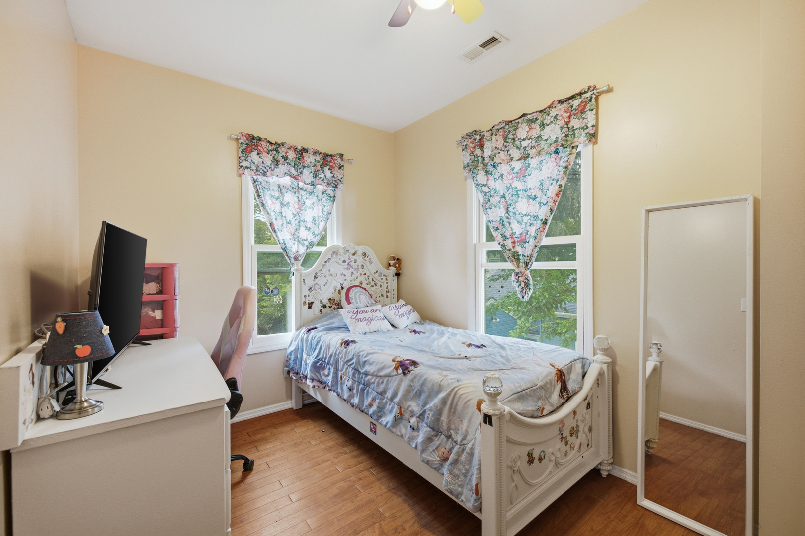 459 N Spring Street Property Photo 15