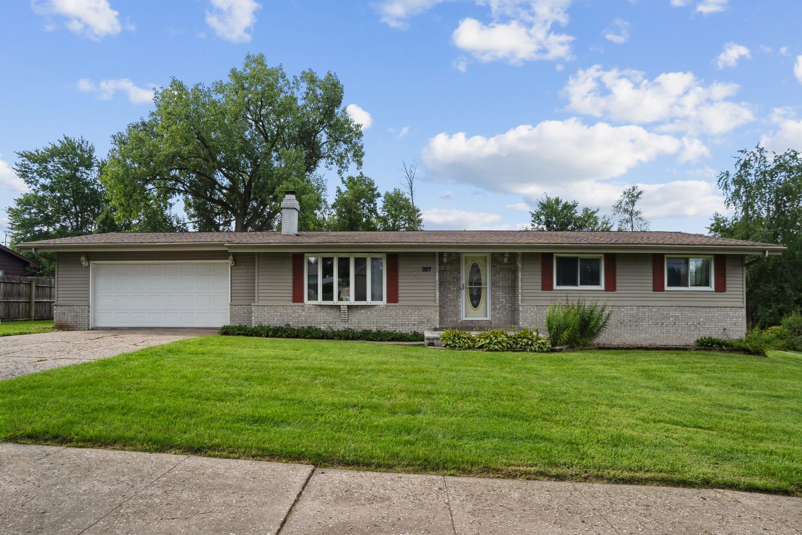 327 38th Avenue Property Photo 1