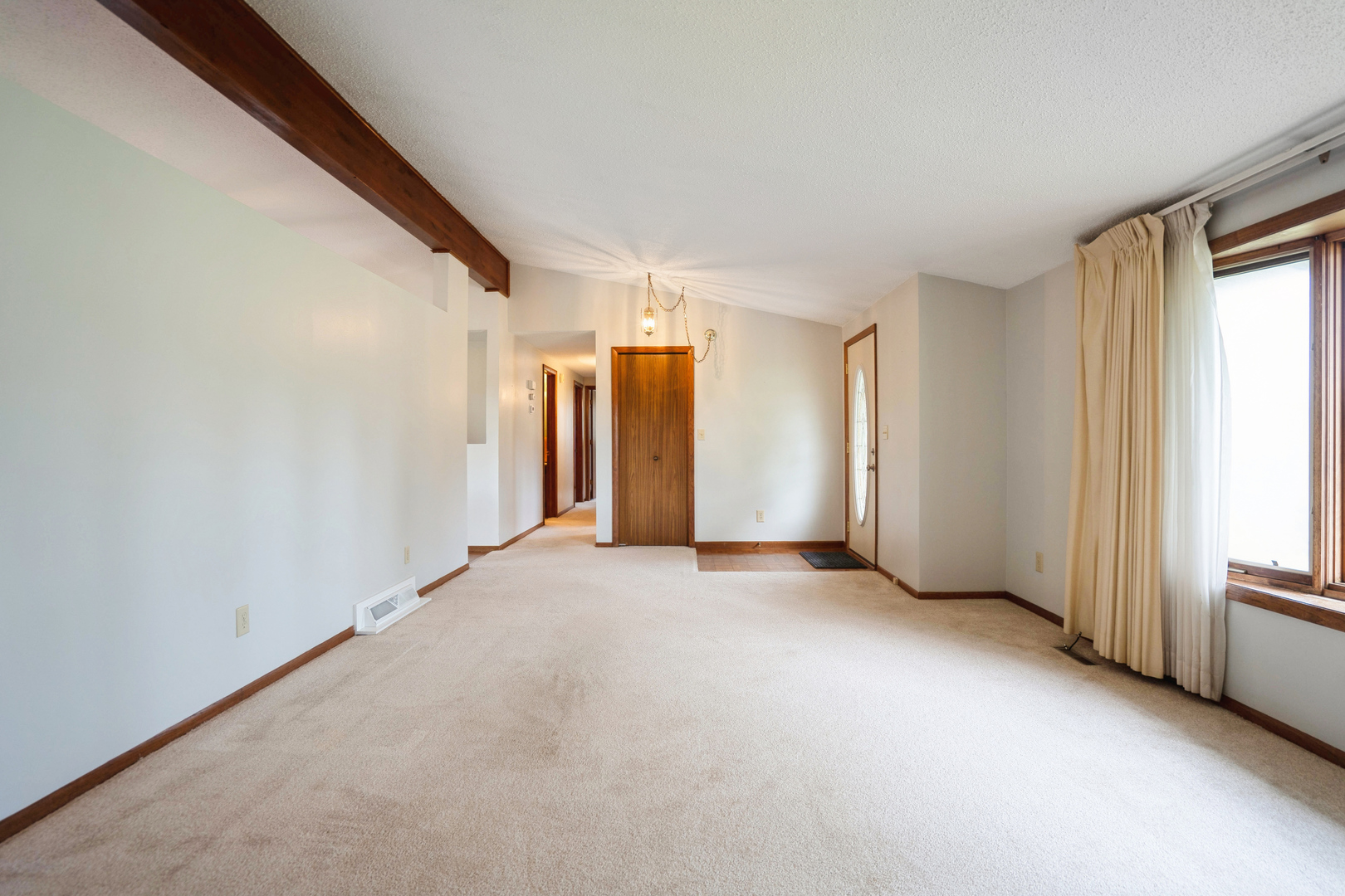 327 38th Avenue Property Photo 4