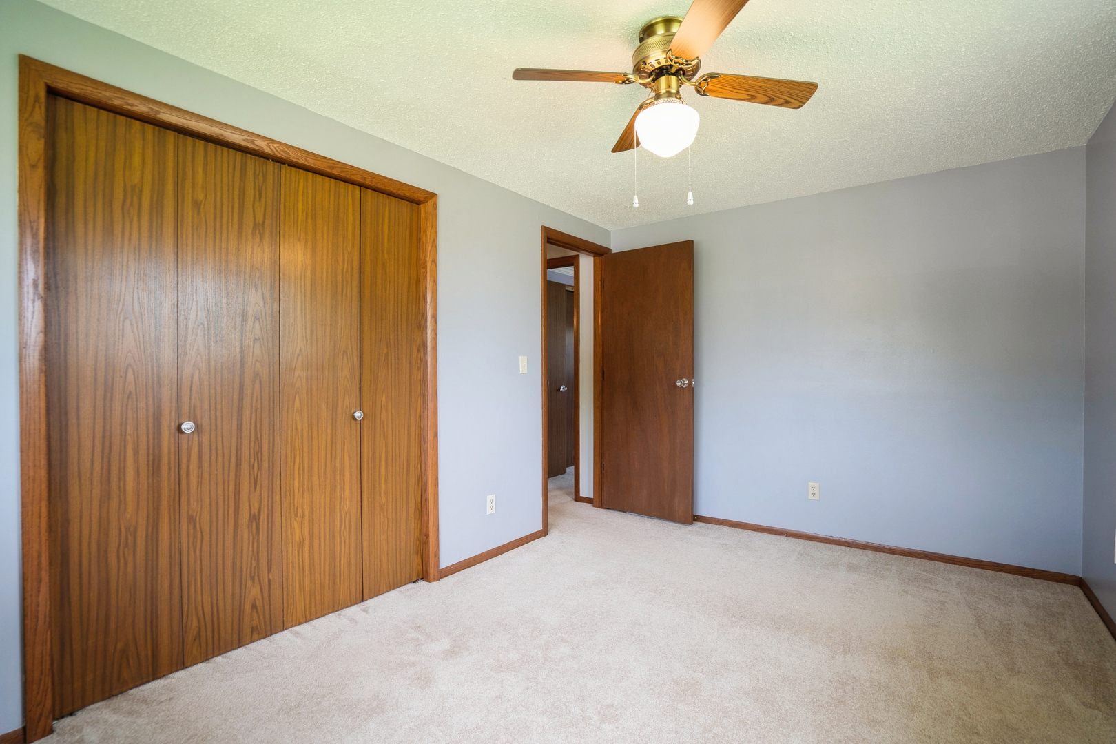 327 38th Avenue Property Photo 14