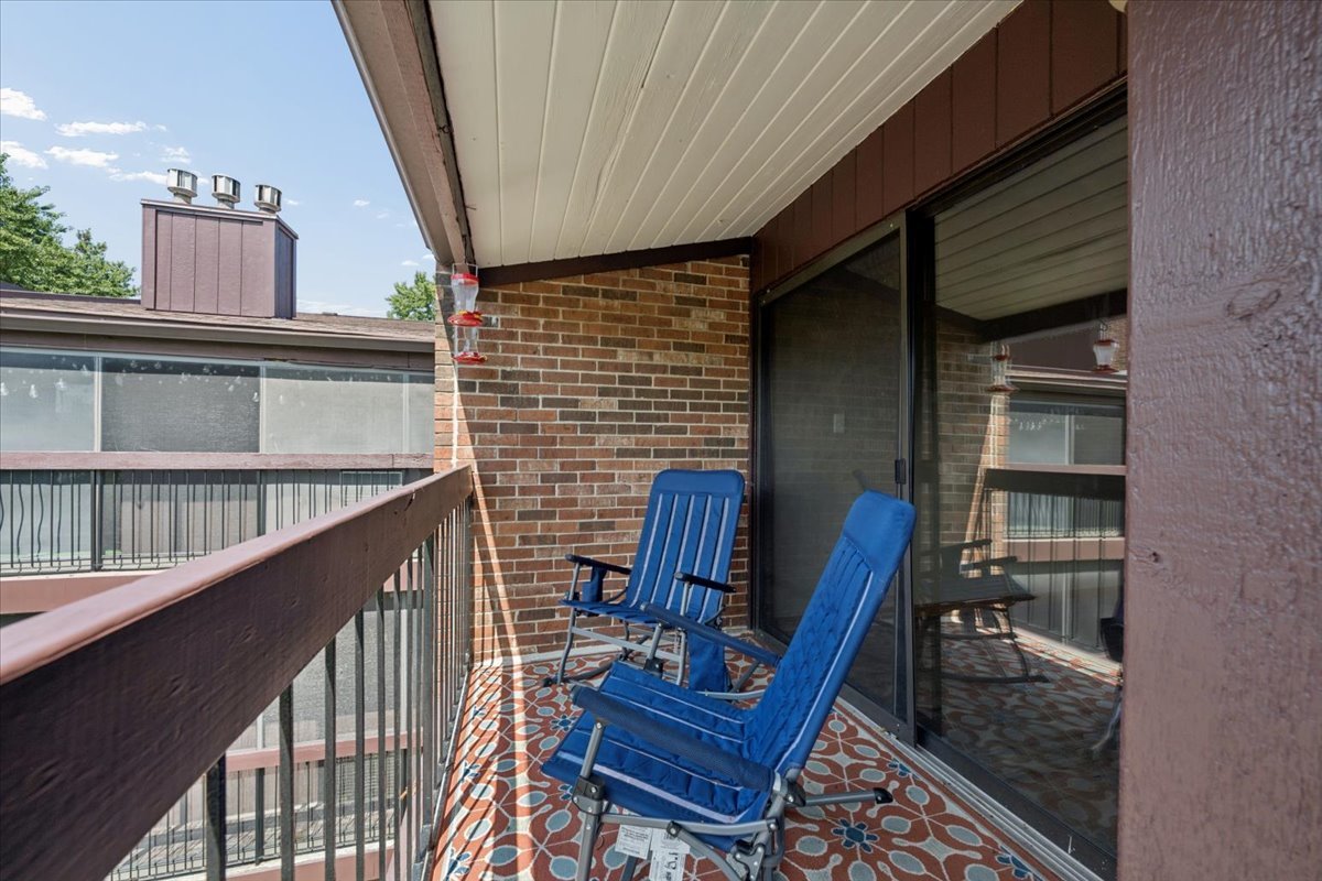 14505 Central Court Ph2 Property Photo 13
