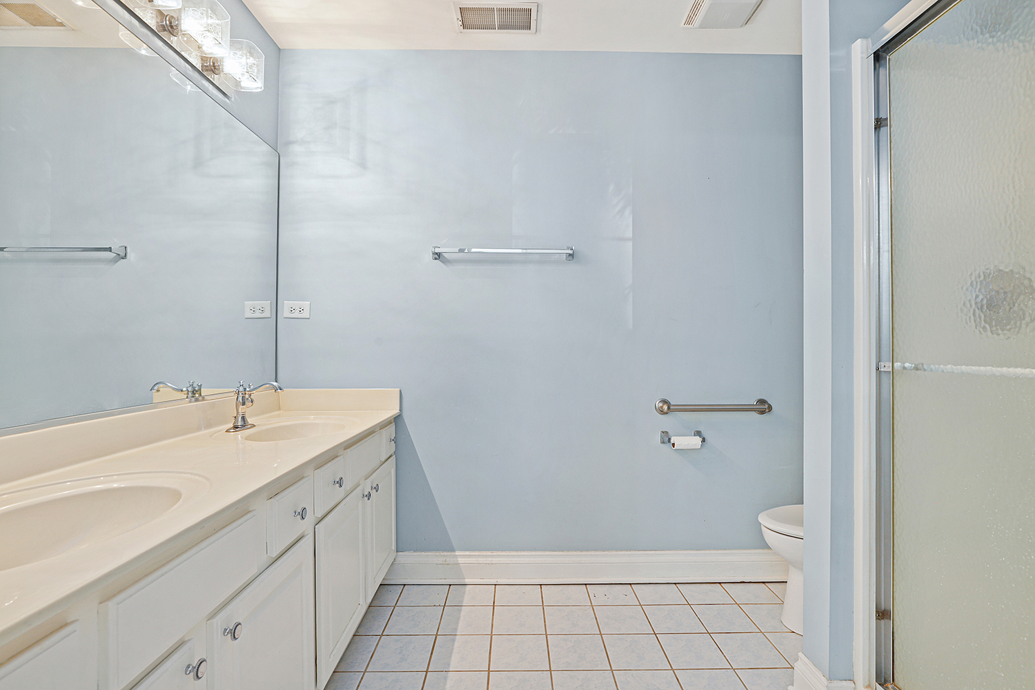 2481 Stoughton Circle Property Photo 12