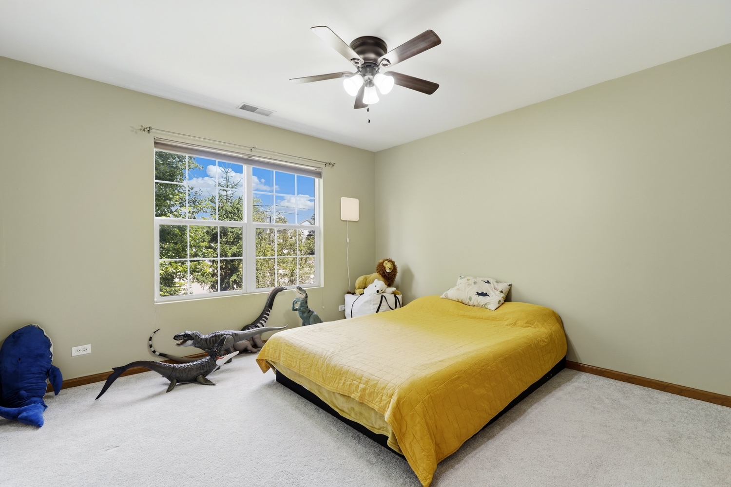 2481 Stoughton Circle Property Photo 13