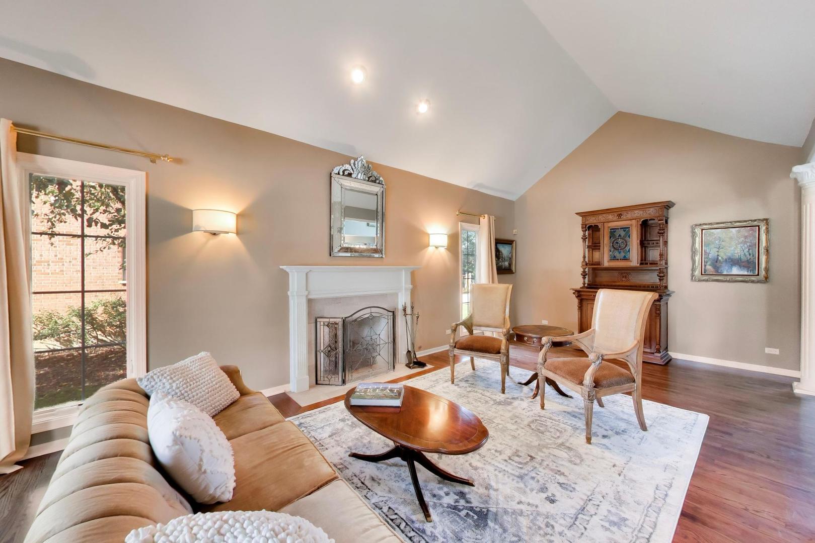 1309 S Pine Avenue Property Photo 4