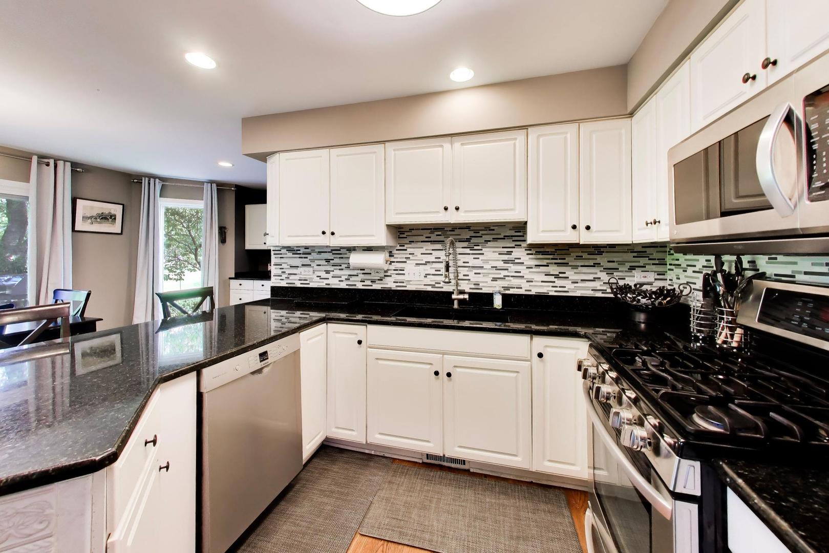1309 S Pine Avenue Property Photo 11