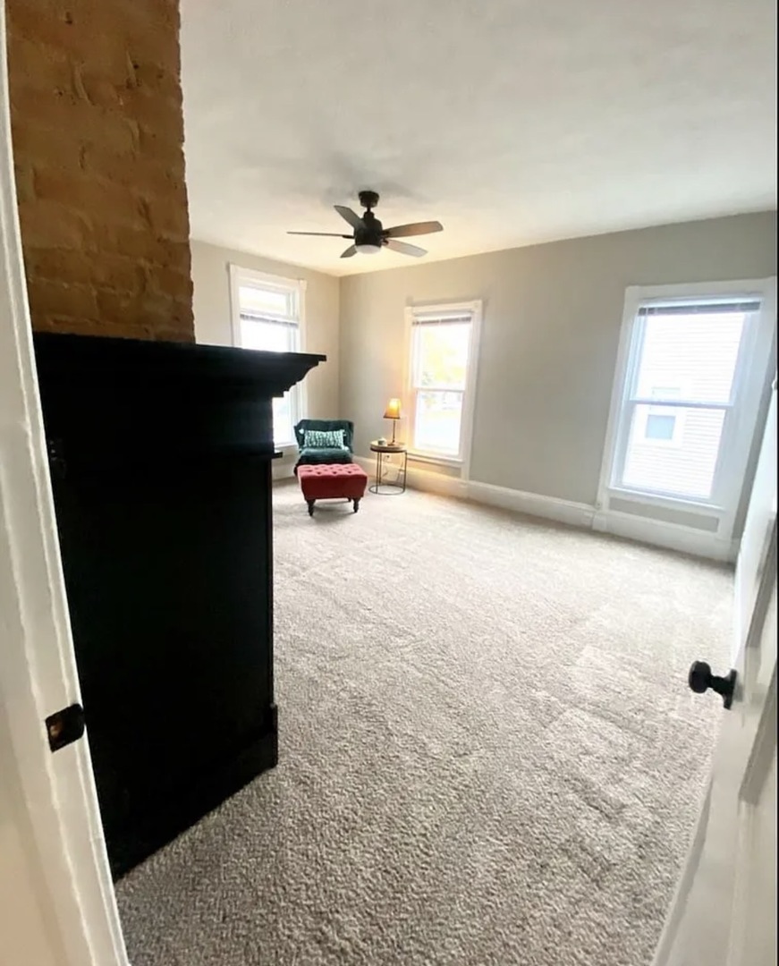 612 1/2 E Chestnut Street 2 Property Photo 9