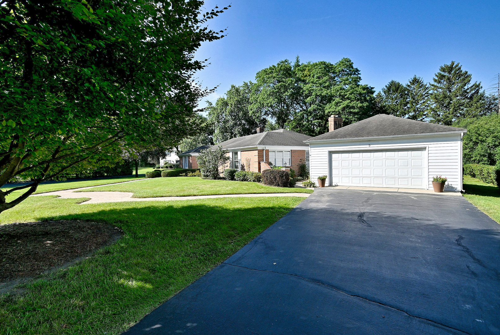 9 Dover Drive Property Photo 4