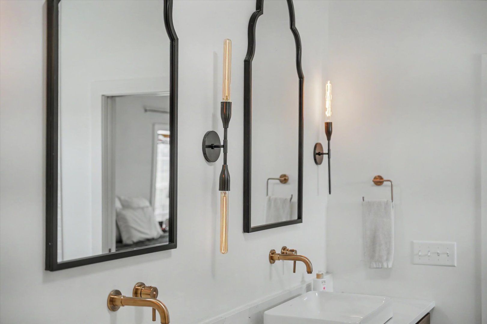405 Constitution Boulevard Property Photo 50