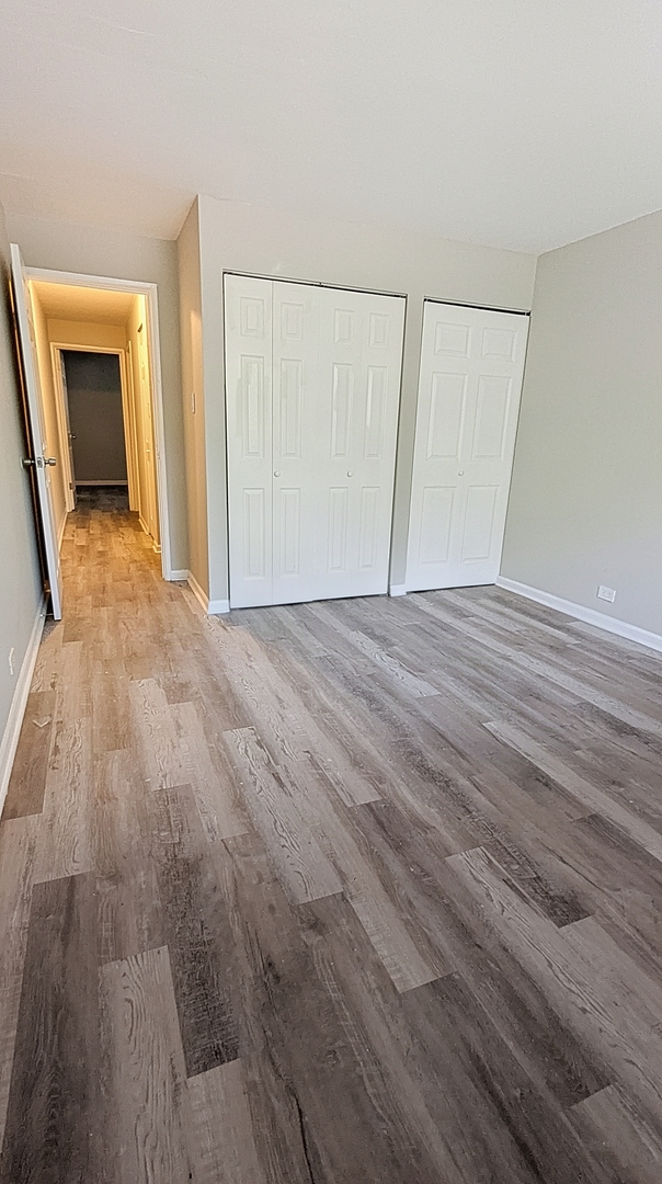 7122 S Parnell Avenue B Property Photo 7