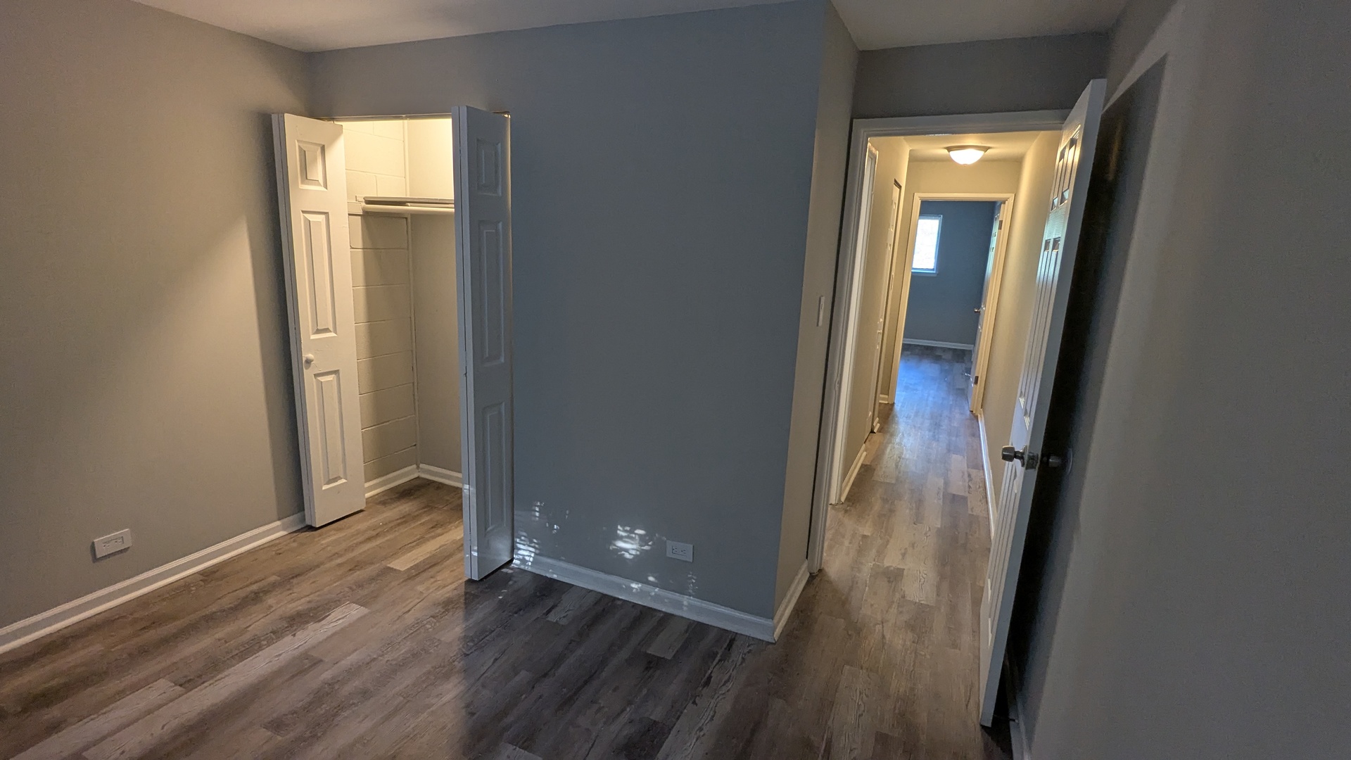 7122 S Parnell Avenue B Property Photo 12