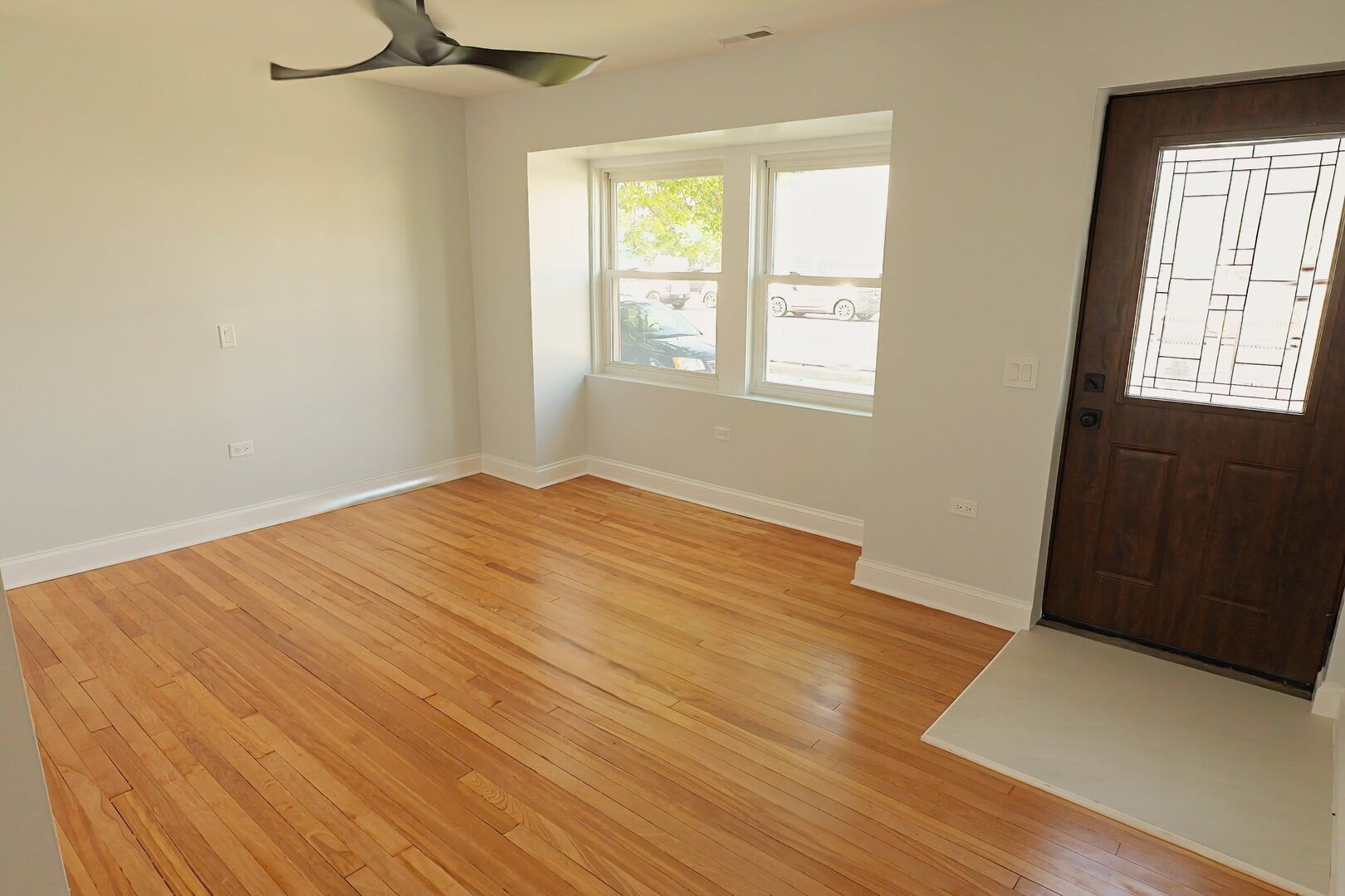 11031 S Pulaski Road Property Photo 3